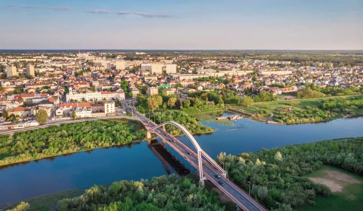 Ostrołęka atrakcje: odkryj najciekawsze miejsca i ukryte skarby