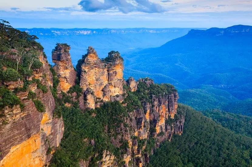 Ile trwa lot z Warszawy do Sydney? Czas, który Cię zaskoczy